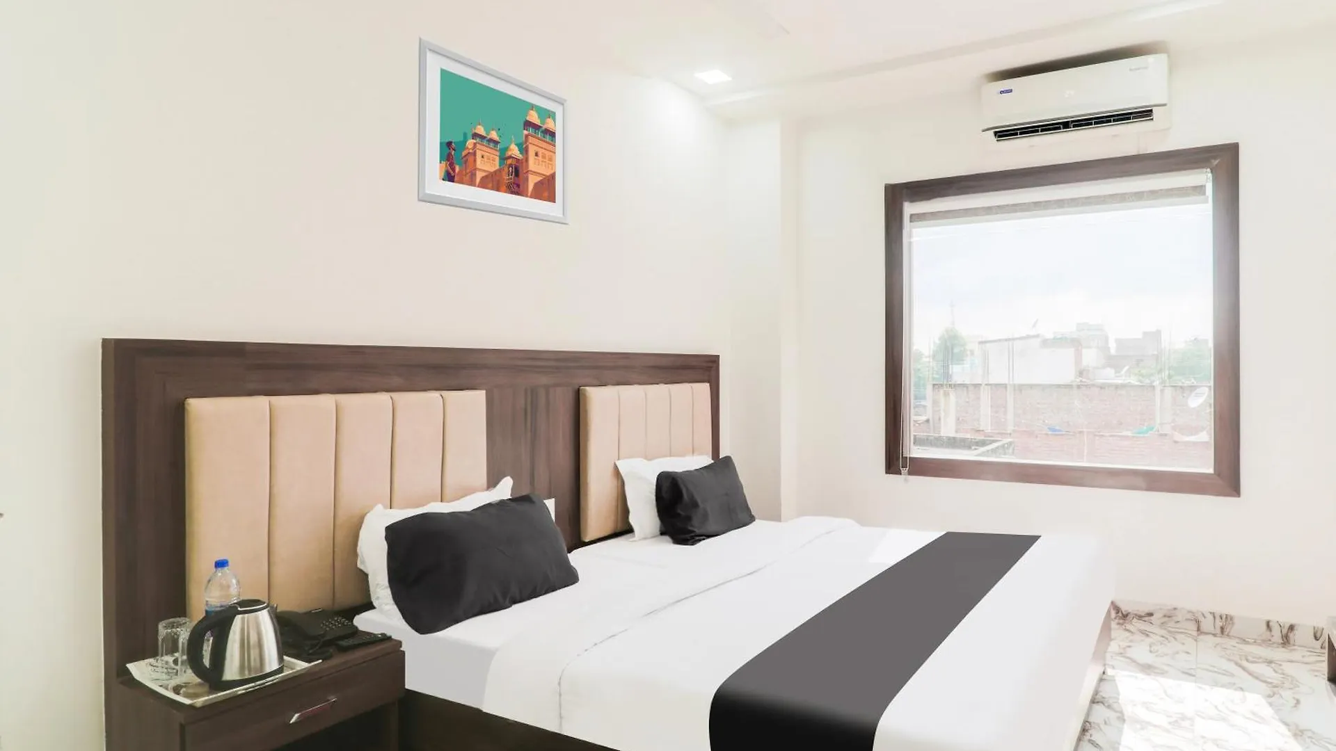 Hotel O Mahaveer Palace Βαρανάσι