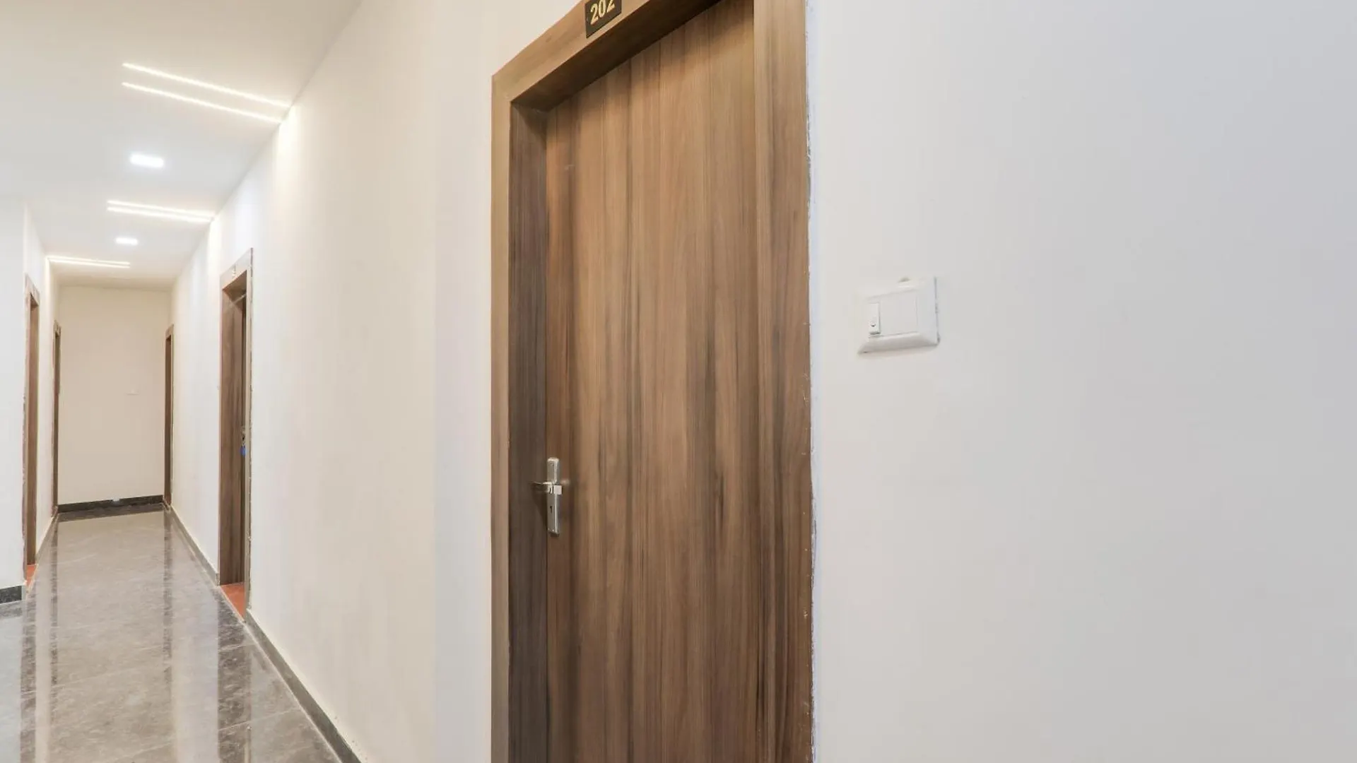 Hotel O Mahaveer Palace Βαρανάσι 0*,  Ινδία